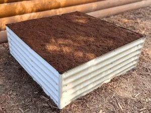 White 10 in 1 raised garden bed.
